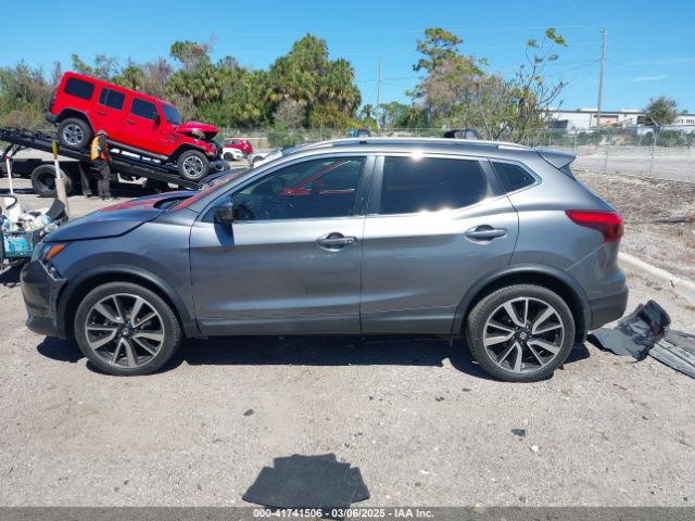 JN1BJ1CR0JW283460 Nissan Rogue Sport Sl