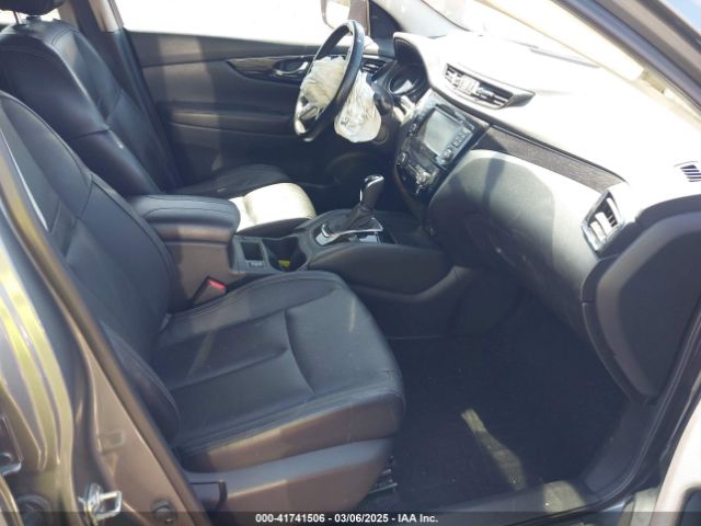 JN1BJ1CR0JW283460 Nissan Rogue Sport Sl