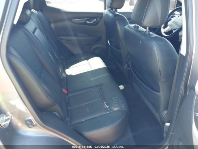 JN1BJ1CR0JW283460 Nissan Rogue Sport Sl