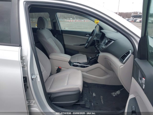 Hyundai TUCSON SE 2017 KM8J3CA44HU585714 Image 5