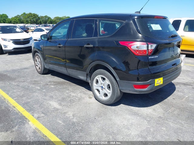 Ford ESCAPE S 2018 1FMCU0F73JUC91198 Image 3