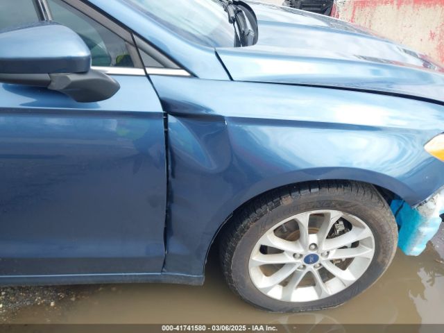 3FA6P0HD5KR102402 Ford FUSION SE