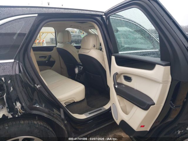 2019 BENTLEY BENTAYGA SJAAM2ZVXKC025218 Photo 7