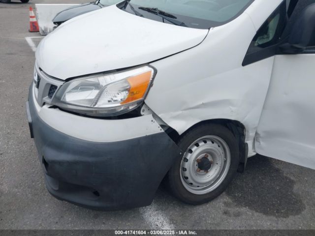 3N6CM0KNXEK694509 Nissan Nv200 S