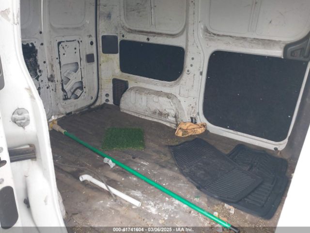 3N6CM0KNXEK694509 Nissan Nv200 S