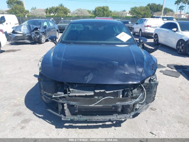 2019 VOLKSWAGEN ARTEON WVWHR7AN0KE024591 Photo 5