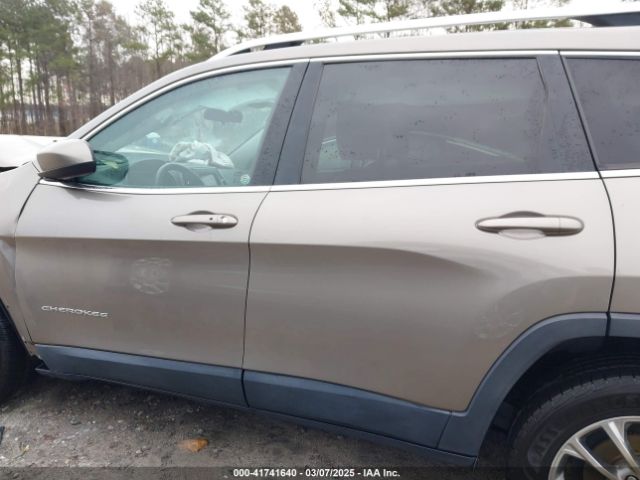 1C4PJLLB3KD146186 Jeep Cherokee Latitude Plus Fwd