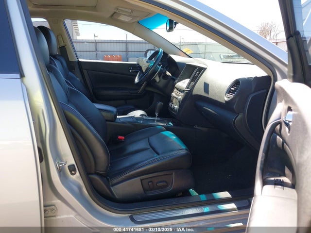 1N4AA5AP9EC474275 Nissan Maxima 3.5 Sv