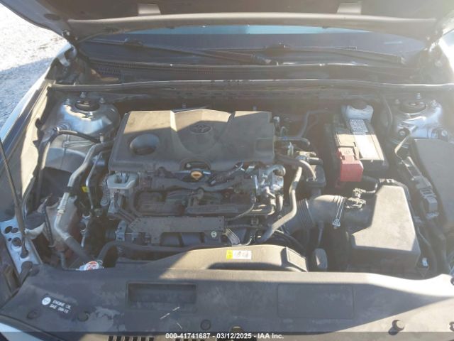 4T1C11AK5NU678075 Toyota CAMRY LE