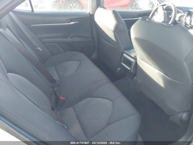 4T1C11AK5NU678075 Toyota CAMRY LE