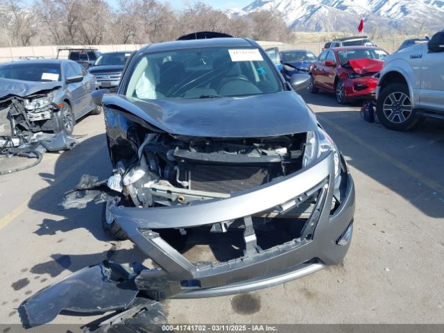 3N1CN7AP8HL801778 Nissan Versa 1.6 Sv