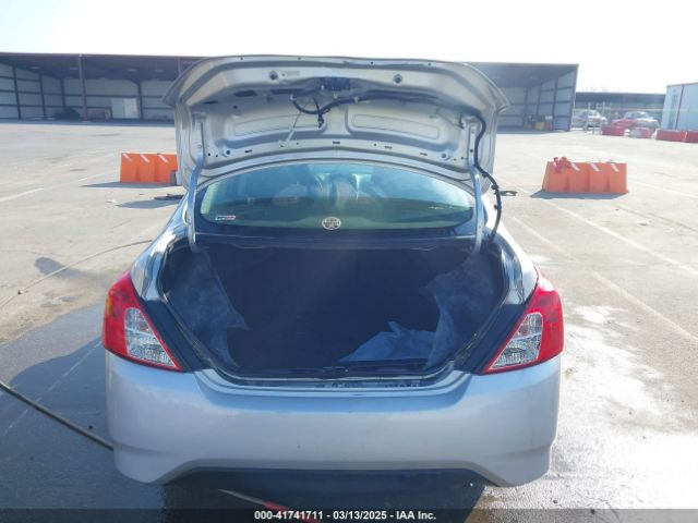 2017 NISSAN VERSA 3N1CN7AP3HK427702 Photo 5