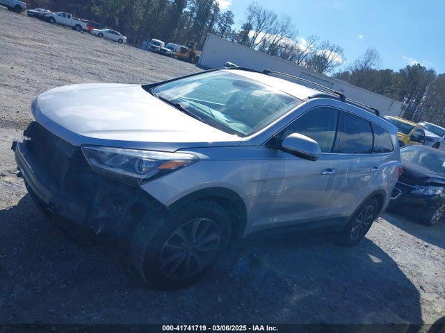 KM8SN4HF6HU197153 Hyundai Santa Fe Se