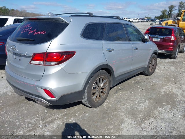 KM8SN4HF6HU197153 Hyundai Santa Fe Se