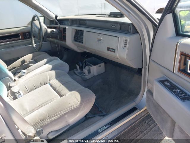 1993 CADILLAC DEVILLE 1G6CD53BXP4222420 Photo 4