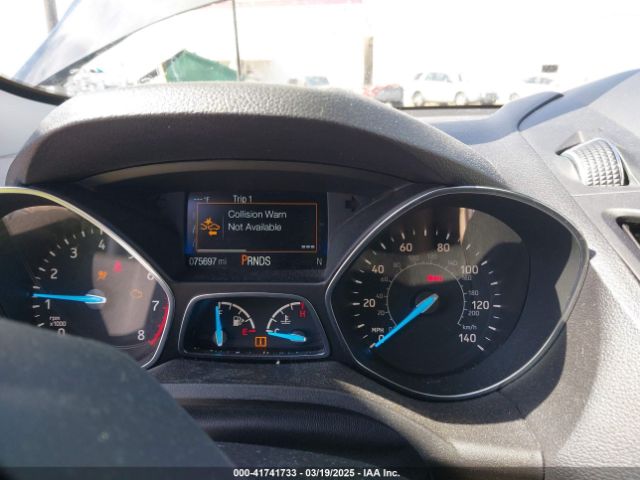 1FMCU9J99KUC44157 Ford Escape Titanium