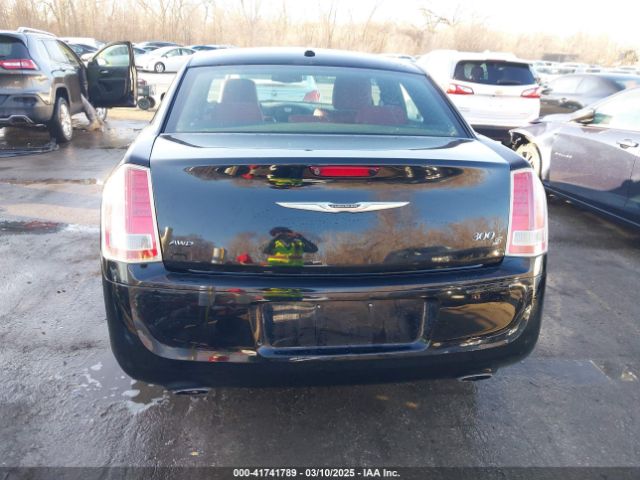 2C3CCAGG6EH207030 Chrysler 300 300s