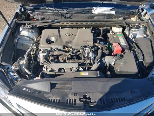 4T1B11HK8JU128333 Toyota CAMRY SE