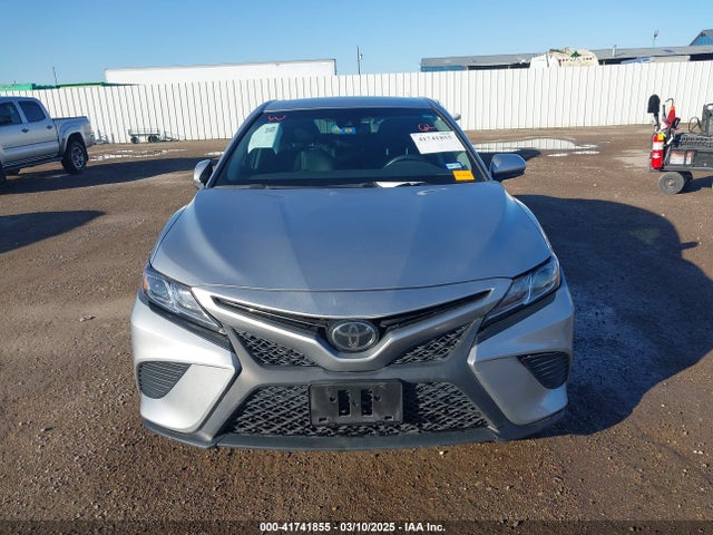 4T1B11HK8JU128333 Toyota CAMRY SE