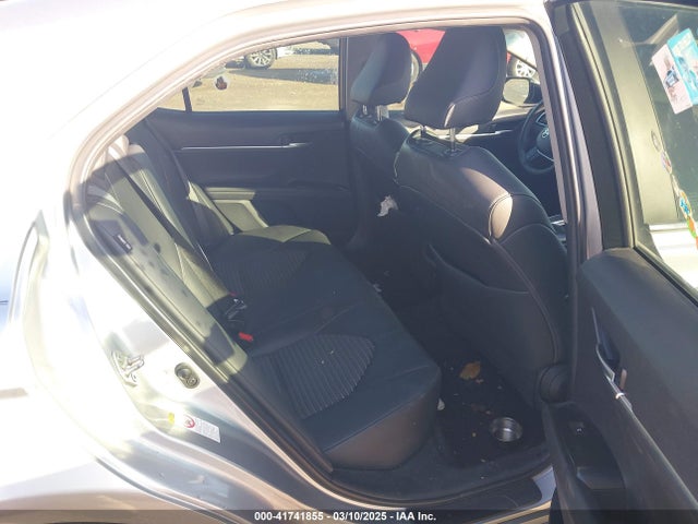 4T1B11HK8JU128333 Toyota CAMRY SE