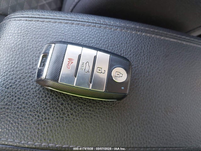 3KPA24AD8PE554914 KIA RIO S