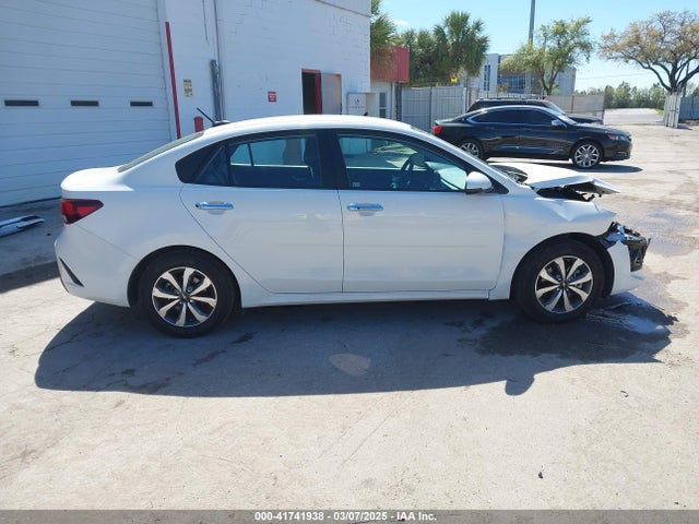 3KPA24AD8PE554914 KIA RIO S