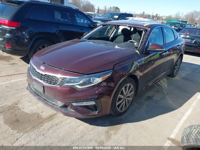 5XXGT4L36KG356585 KIA Optima Lx
