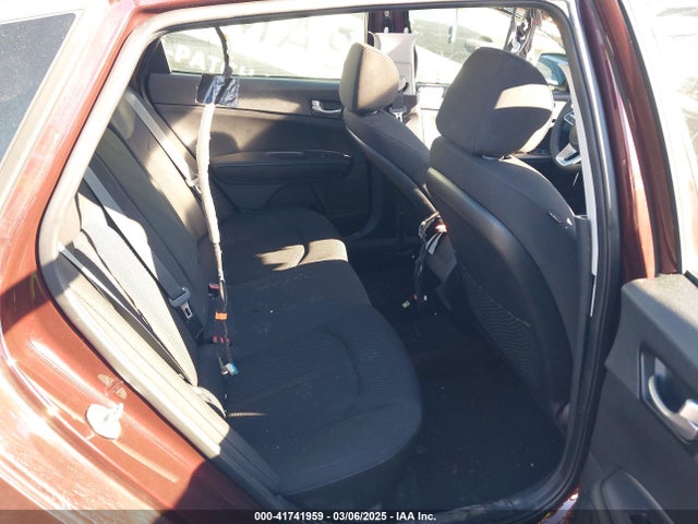 5XXGT4L36KG356585 KIA Optima Lx