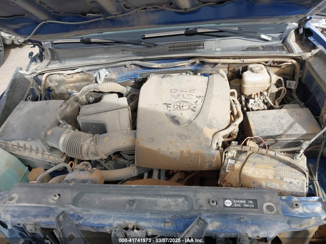 3TMCZ5AN1JM124111 Toyota Tacoma Trd Off Road