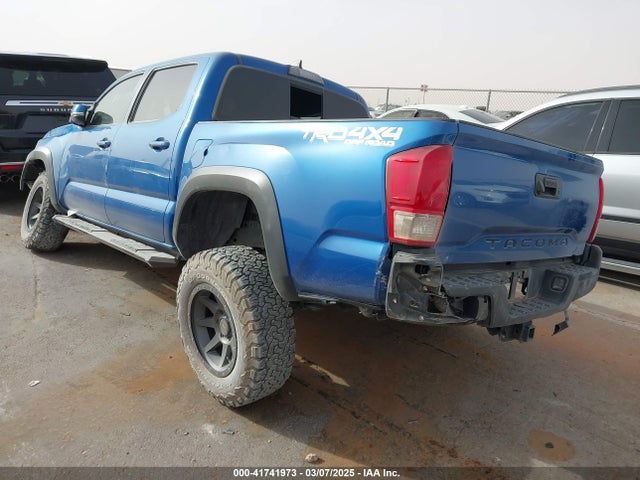 3TMCZ5AN1JM124111 Toyota Tacoma Trd Off Road