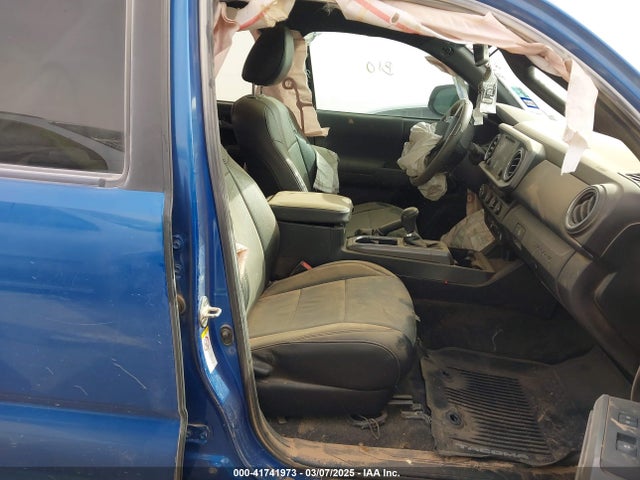 3TMCZ5AN1JM124111 Toyota Tacoma Trd Off Road
