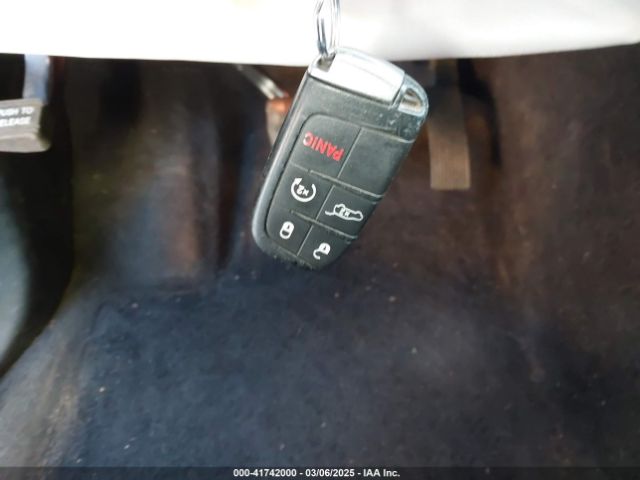 1C4RJFAG2JC252366 Jeep Grand Cherokee Altitude 4x4