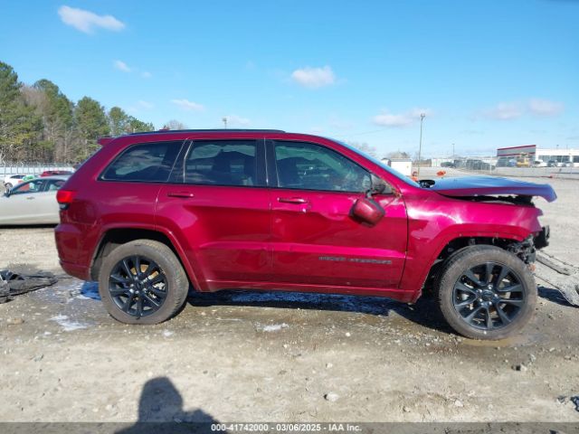 1C4RJFAG2JC252366 Jeep Grand Cherokee Altitude 4x4