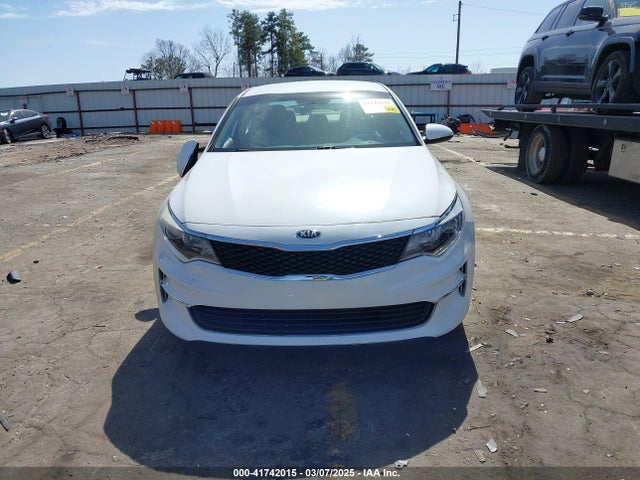 5XXGT4L39JG200457 KIA Optima Lx