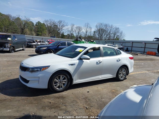 5XXGT4L39JG200457 KIA Optima Lx