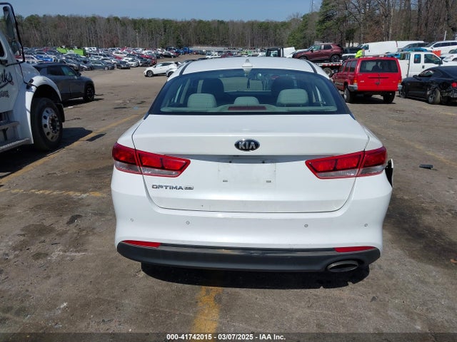 5XXGT4L39JG200457 KIA Optima Lx