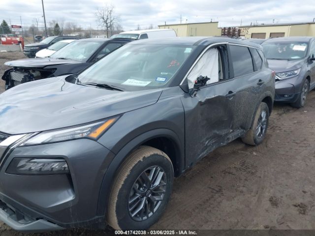 5N1BT3ABXPC893266 Nissan Rogue S Intelligent Awd