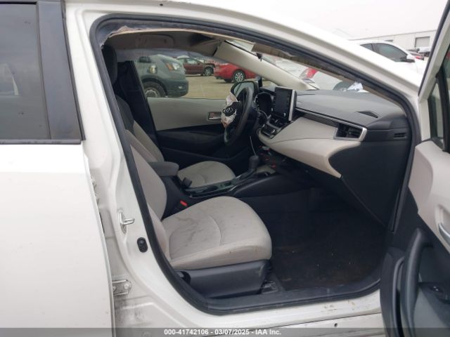 JTDEPRAE6LJ018288 Toyota COROLLA LE