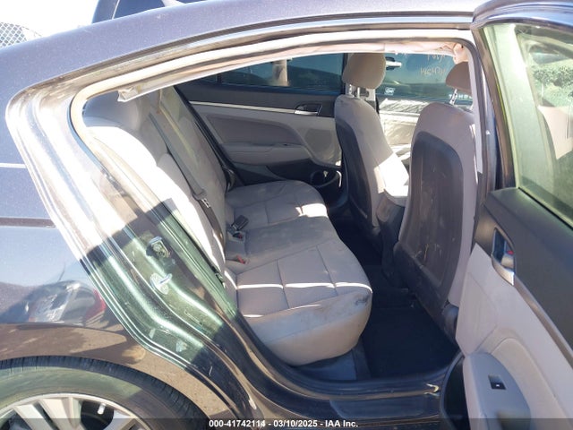 5NPD84LF2LH583521 Hyundai ELANTRA SEL