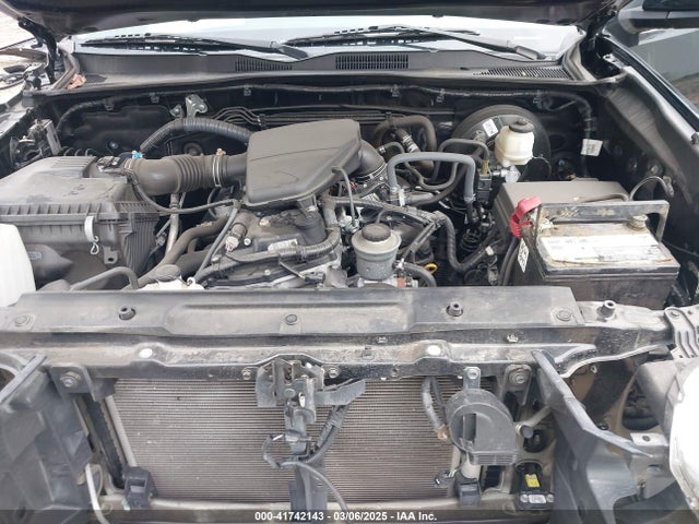 5TFAX5GN2LX169690 Toyota 2tr-fe