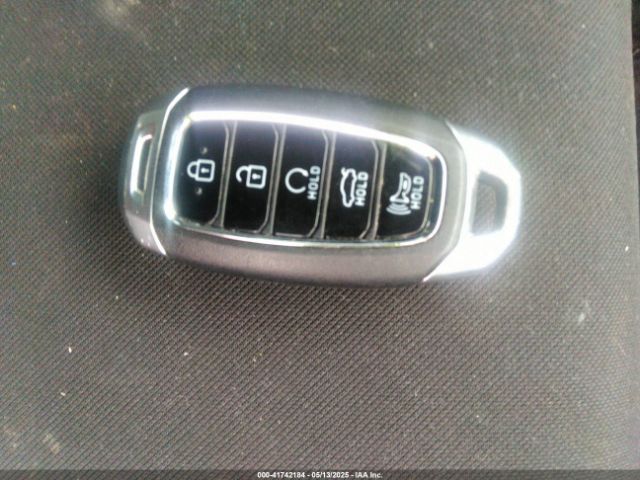 KMHLM4AG3PU593422 Hyundai ELANTRA SEL