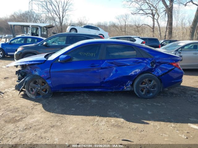 KMHLM4AG3PU593422 Hyundai ELANTRA SEL