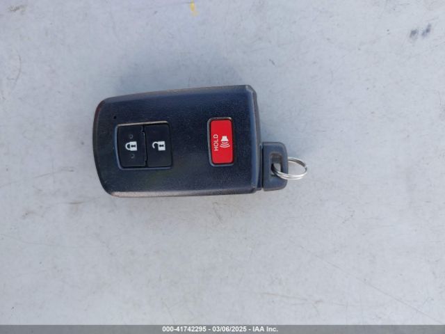 JTMWFREV0JD126287 Toyota Rav4 Adventure/xle