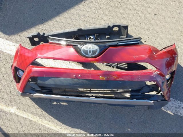 JTMWFREV0JD126287 Toyota Rav4 Adventure/xle