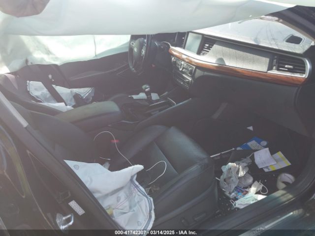 KNALC4J10H5061444 KIA Cadenza Premium