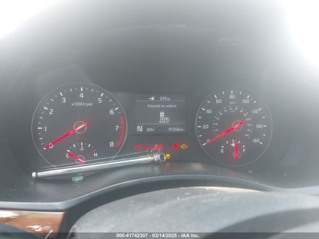 KNALC4J10H5061444 KIA Cadenza Premium