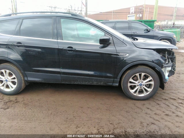 1FMCU9G91HUB62844 Ford ESCAPE SE