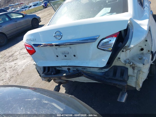 1N4AL3APXHC246675 Nissan Altima 2.5 S