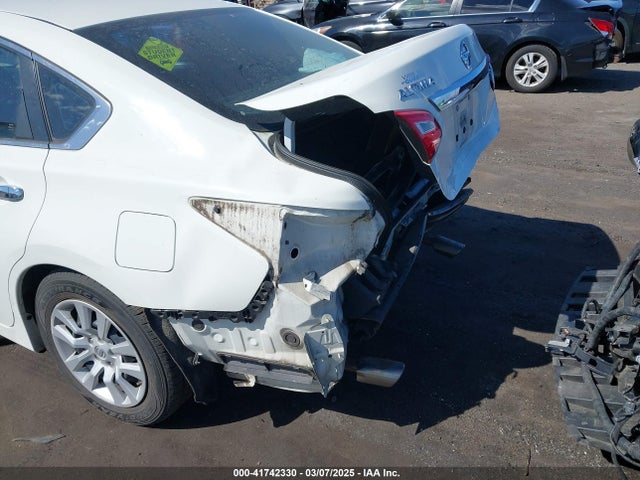 1N4AL3APXHC246675 Nissan Altima 2.5 S