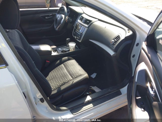 1N4AL3APXHC246675 Nissan Altima 2.5 S